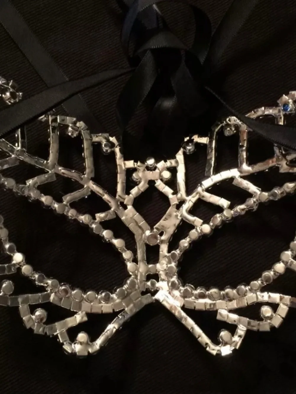 Crystal Rhinestone Masquerade Mask - Silver
